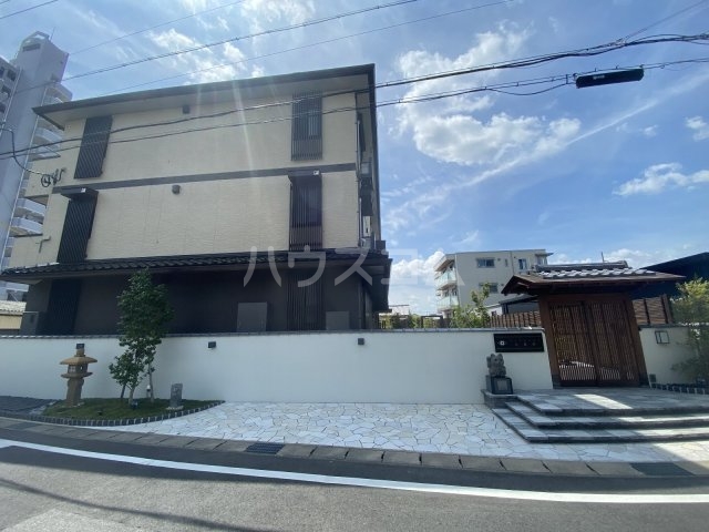 2/30 外観