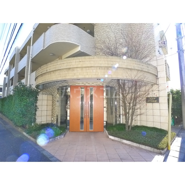 15/20 エントランス