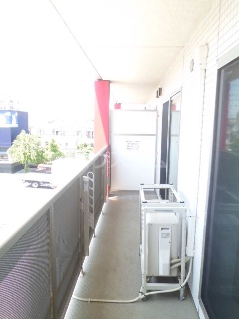 16/22 バルコニー