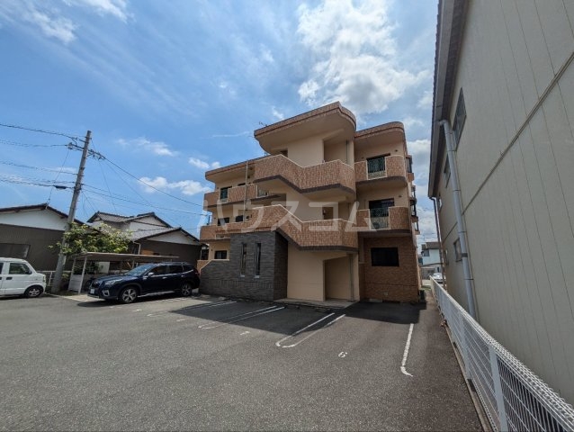 2/4 駐車場
