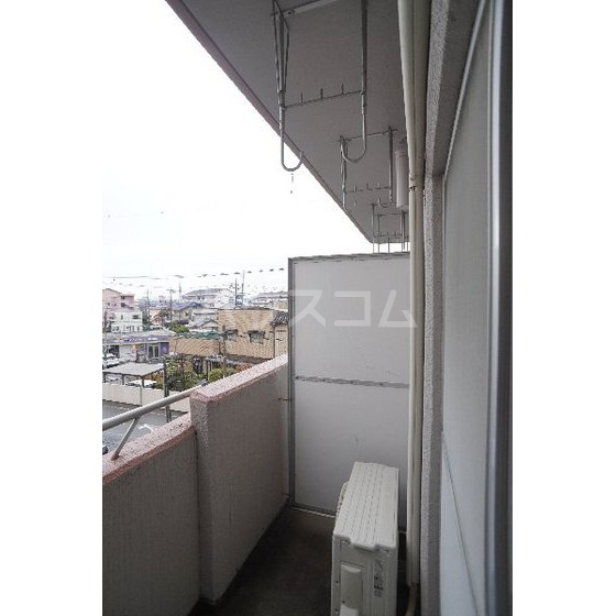 23/30 バルコニー