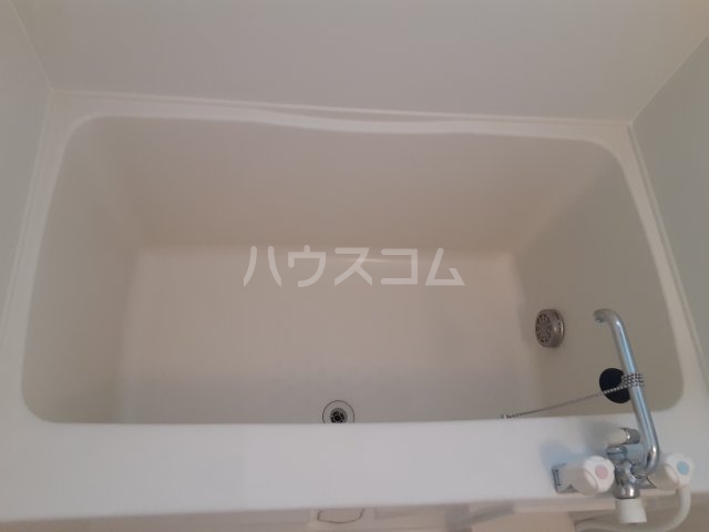 13/30 浴室