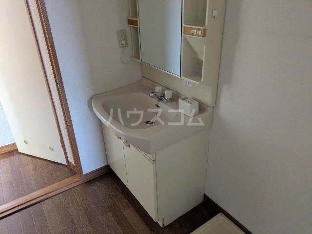 16/28 洗面