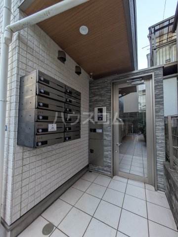 29/30 エントランス