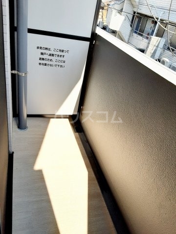 20/30 バルコニー