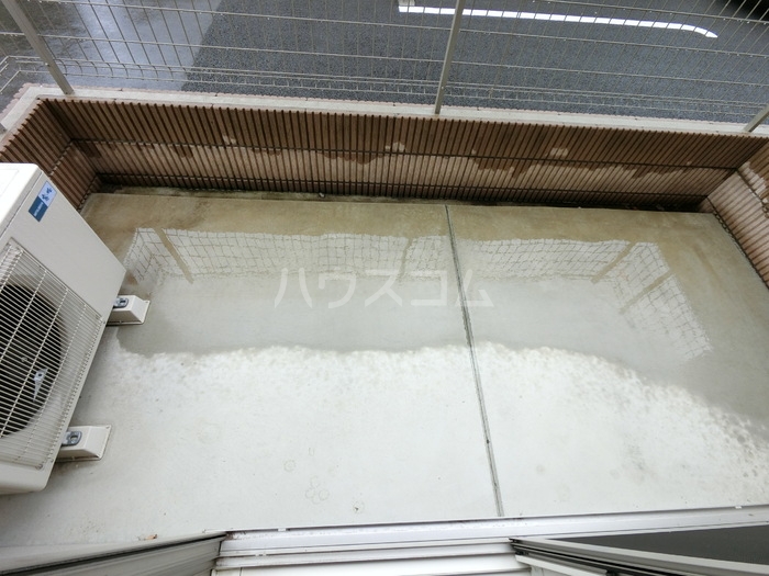 13/23 バルコニー