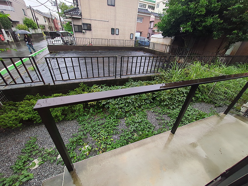 バルコニー