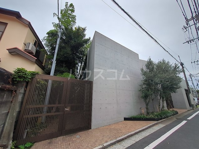 2/30 外観
