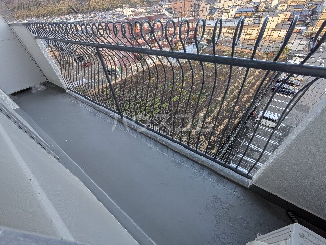 20/30 バルコニー