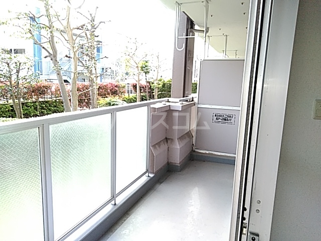 21/30 バルコニー