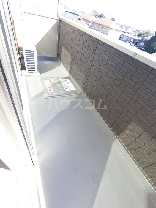 13/20 バルコニー