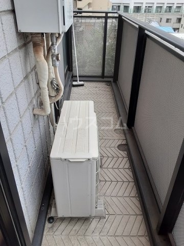 21/30 バルコニー
