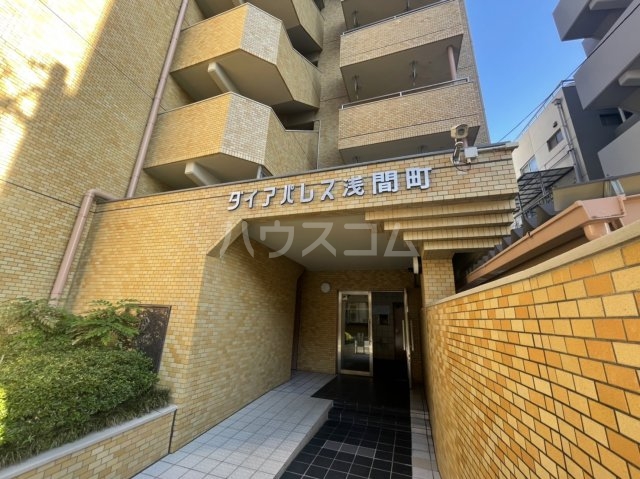 29/30 エントランス