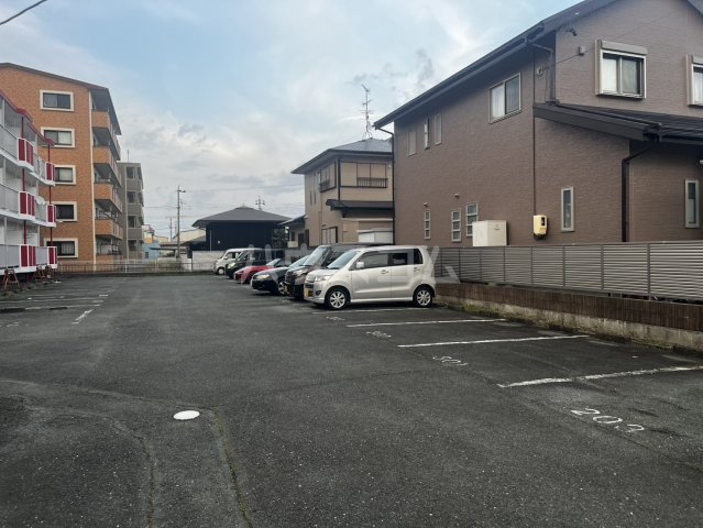 2/6 駐車場
