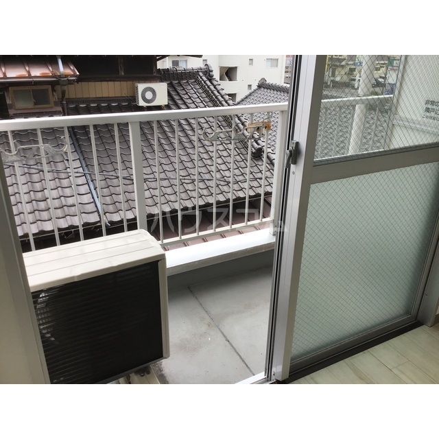 14/22 バルコニー