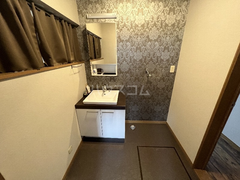 15/30 洗面