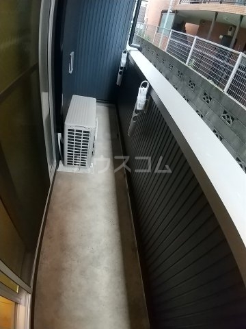 20/30 バルコニー