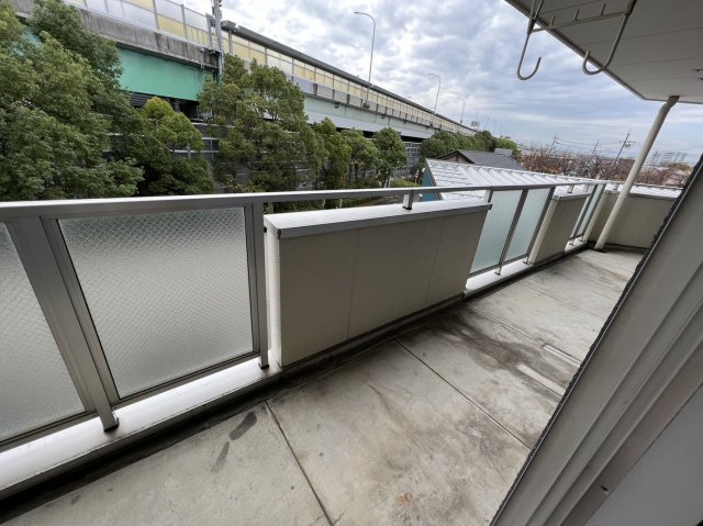 19/30 バルコニー