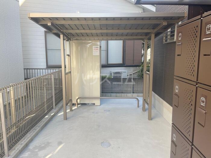 17/23 エントランス