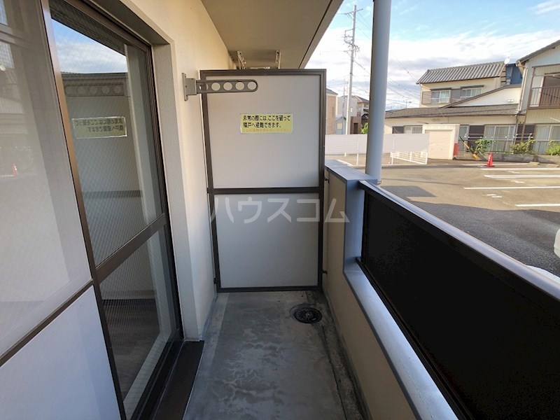 18/23 バルコニー