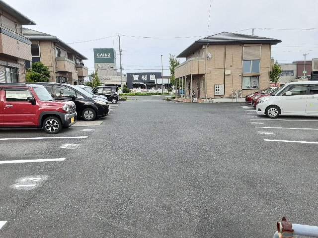 26/30 駐車場