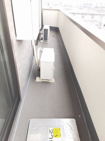 21/30 バルコニー