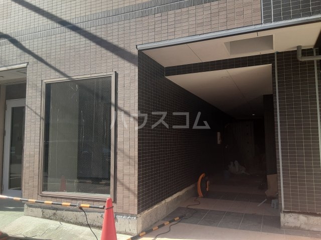 24/29 エントランス