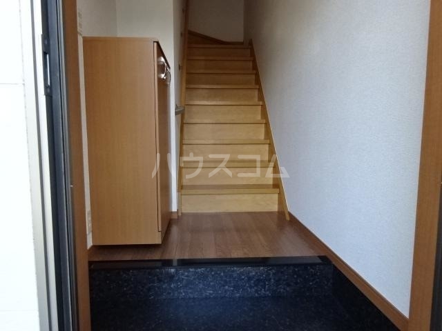 13/30 玄関