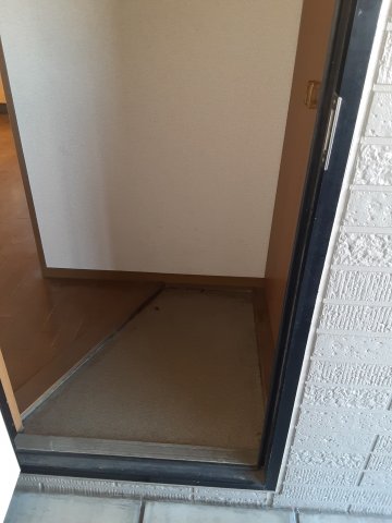 13/30 玄関