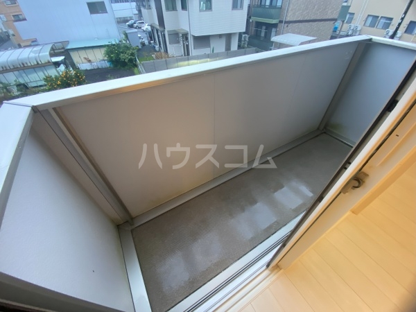 21/25 バルコニー