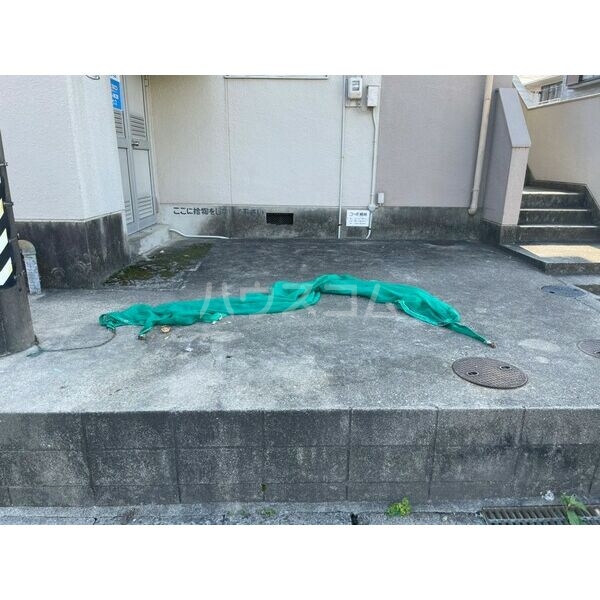 19/29 エントランス