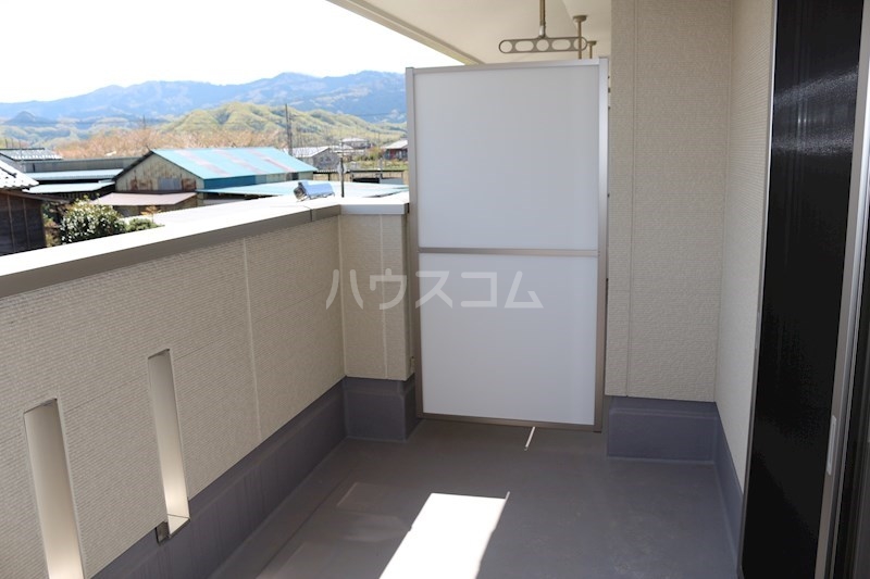 13/16 バルコニー