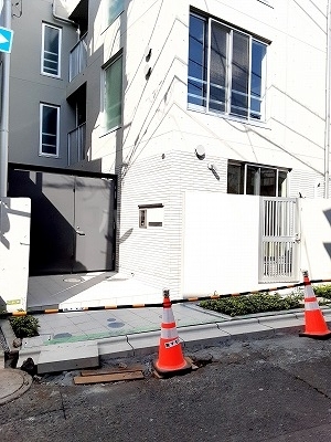 29/30 エントランス