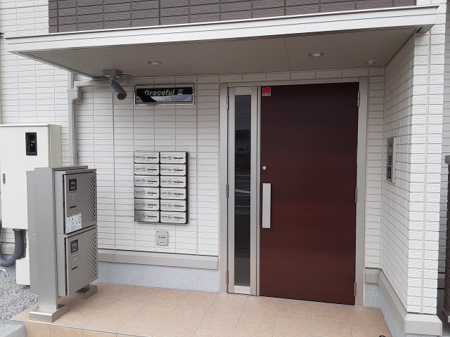 20/30 エントランス