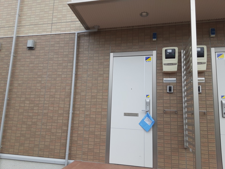 17/23 エントランス