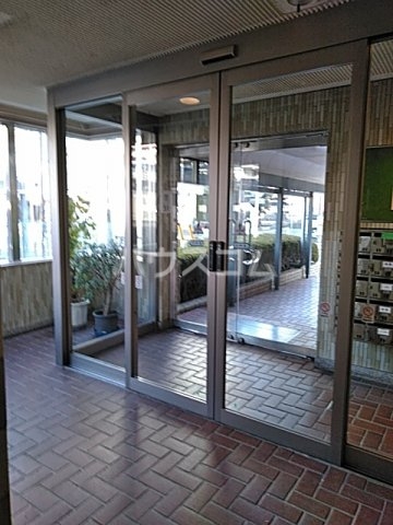 3/4 エントランス