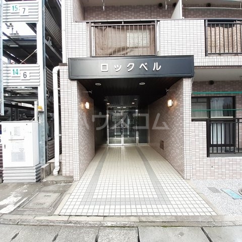 21/24 エントランス