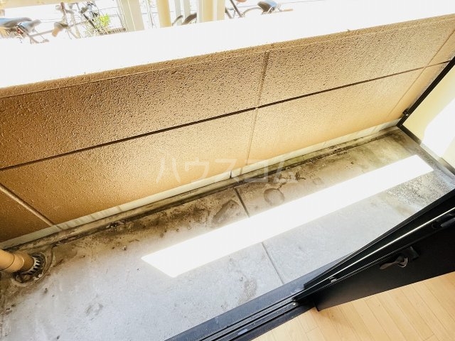 20/30 バルコニー