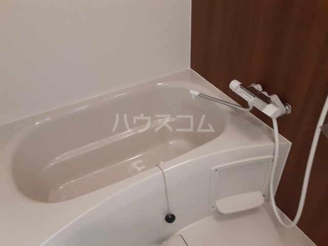 14/30 浴室