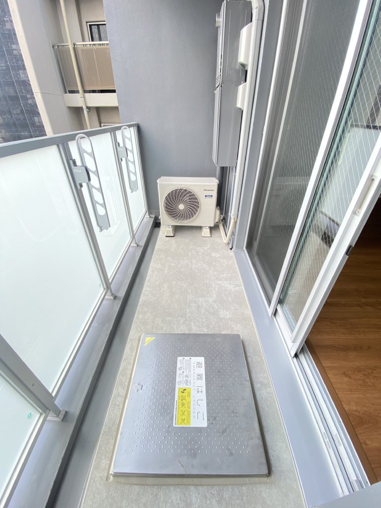 21/30 バルコニー