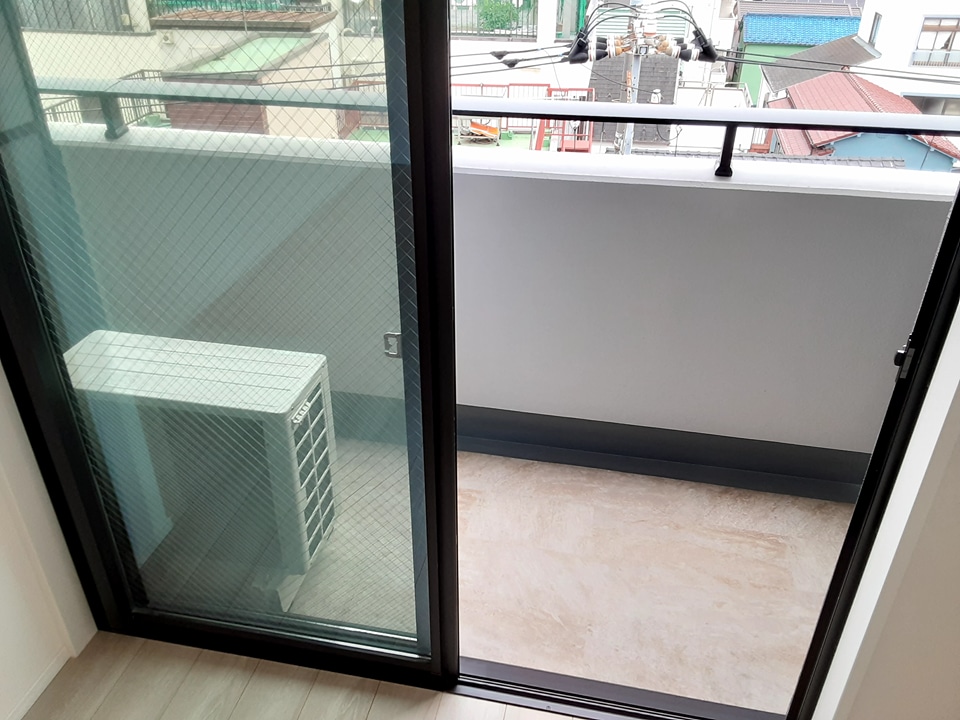 21/30 バルコニー