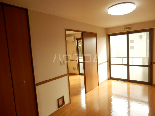 14/28 バルコニー