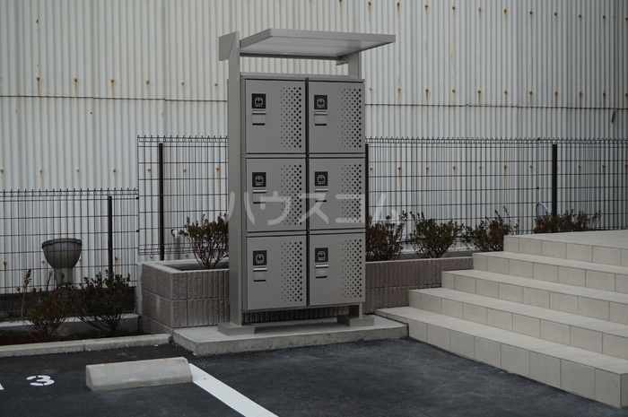 16/22 エントランス