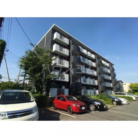 25/30 駐車場