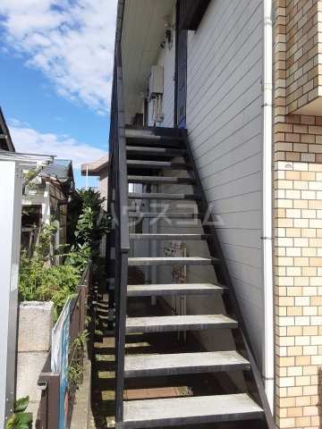 15/25 エントランス