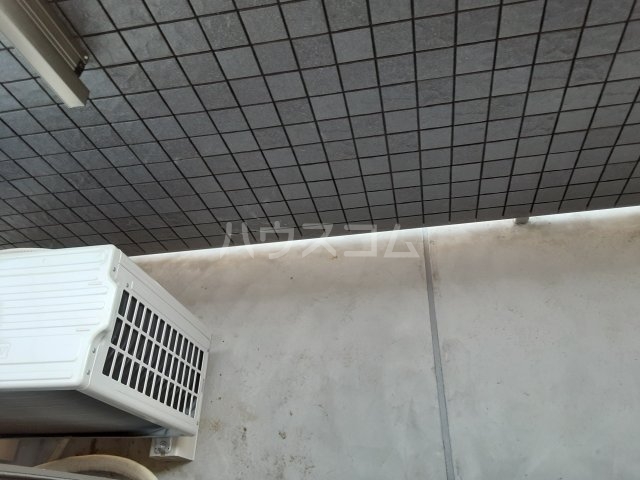 17/22 バルコニー