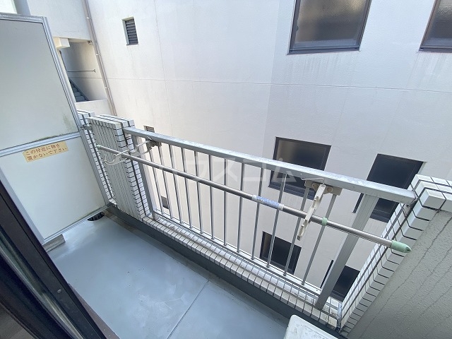 20/30 バルコニー