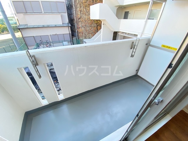 17/30 バルコニー