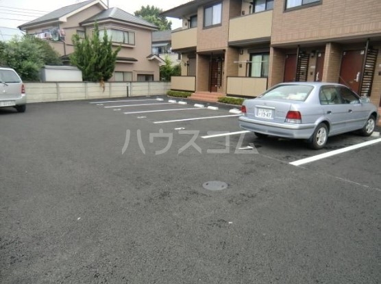 14/15 駐車場