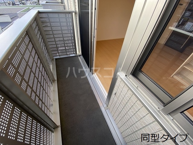 17/30 バルコニー